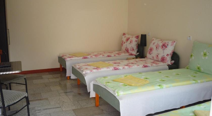 Morafeszek Vendeghaz Otel Mórahalom Oda fotoğraf