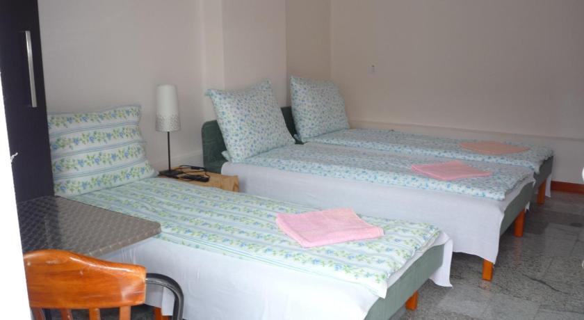 Morafeszek Vendeghaz Otel Mórahalom Oda fotoğraf