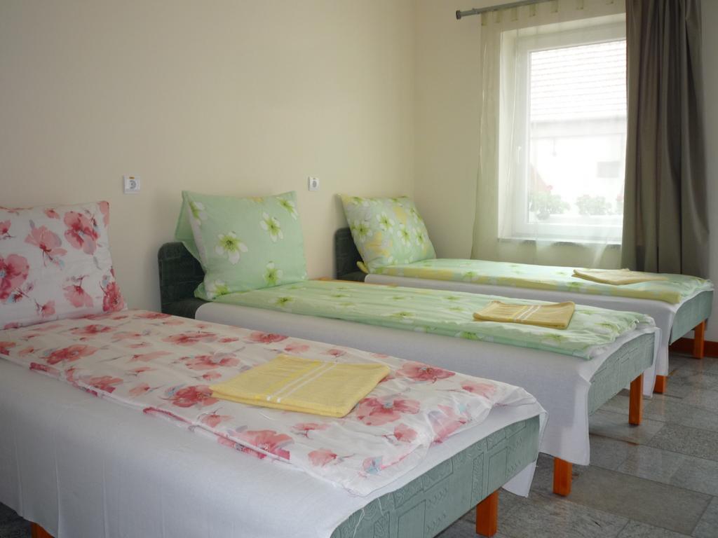 Morafeszek Vendeghaz Otel Mórahalom Dış mekan fotoğraf