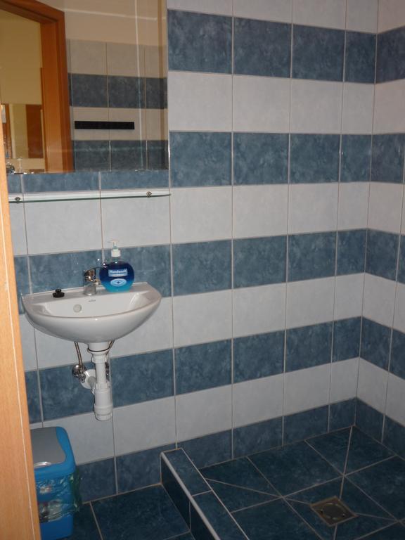 Morafeszek Vendeghaz Otel Mórahalom Oda fotoğraf